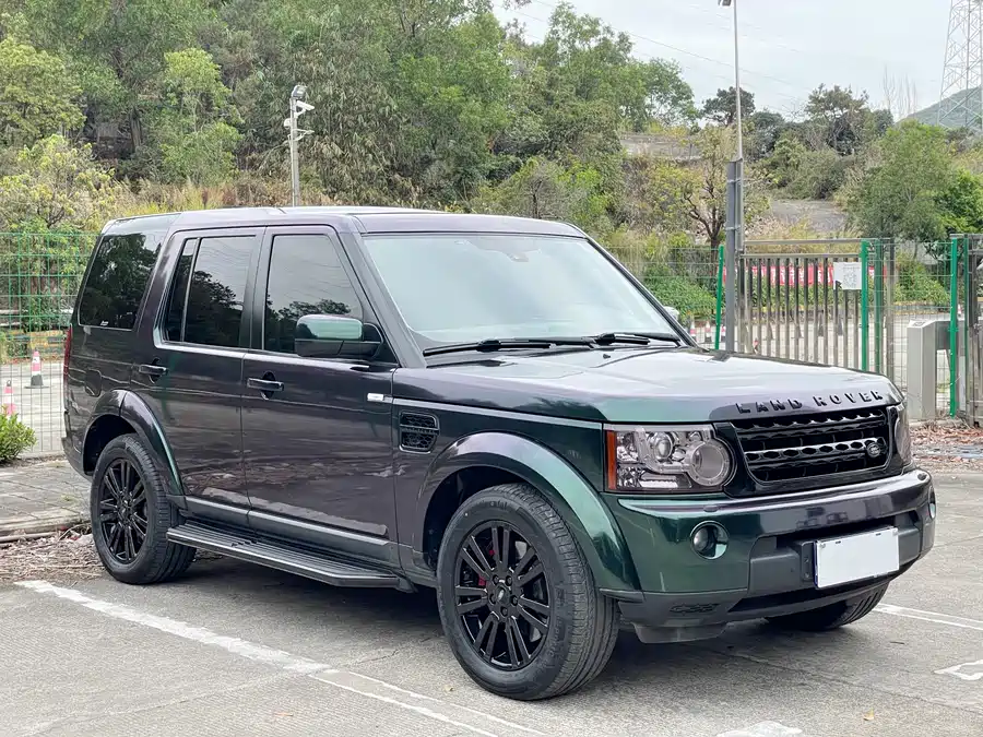 Land Rover finds