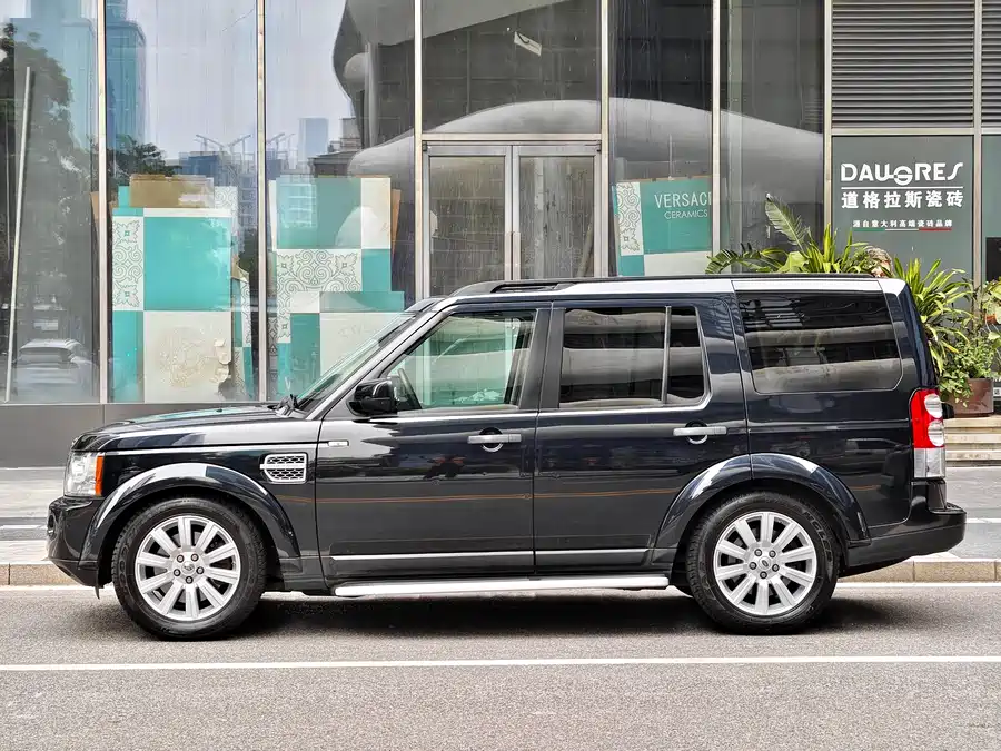 Land Rover finds