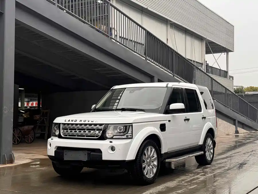 Land Rover finds