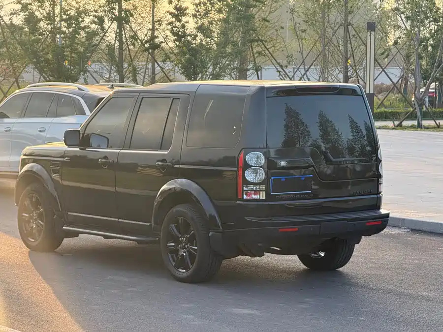 Land Rover finds