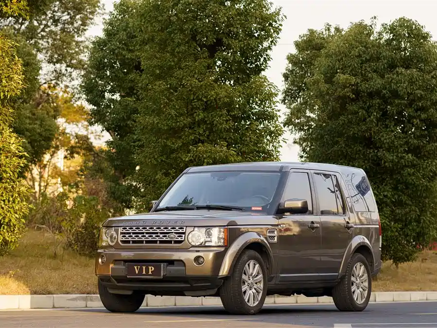 Land Rover finds