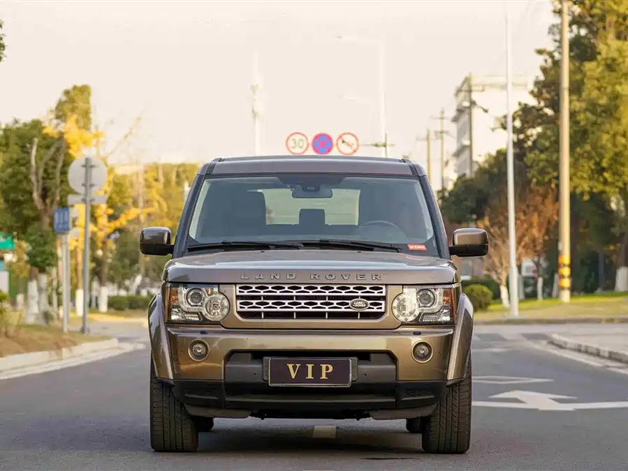 Land Rover finds