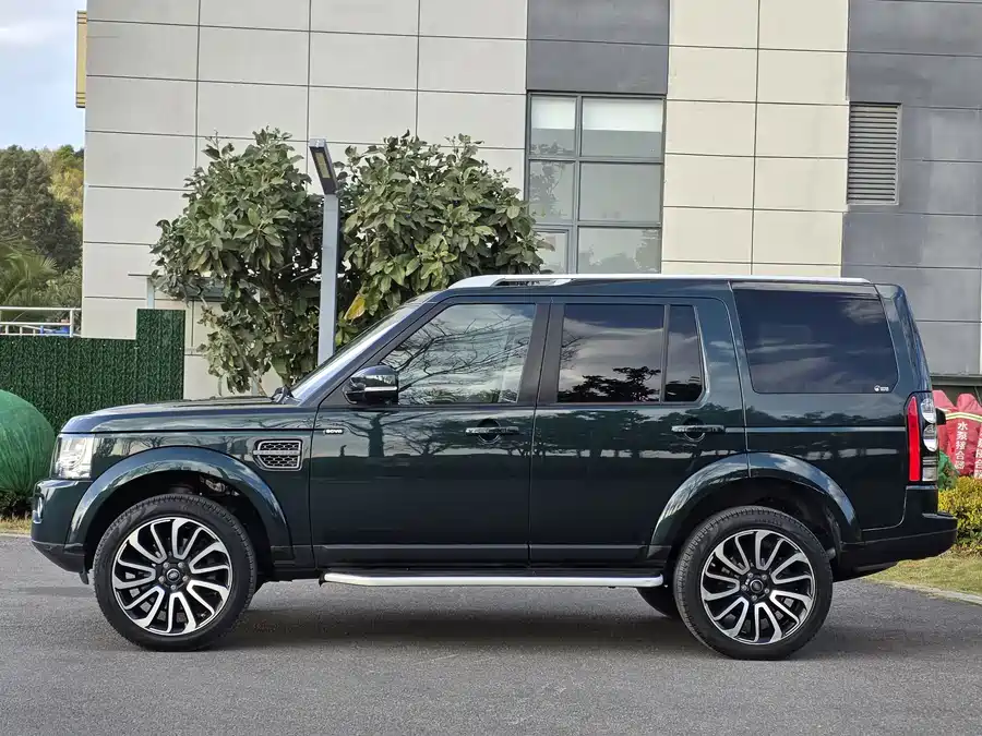 Land Rover finds