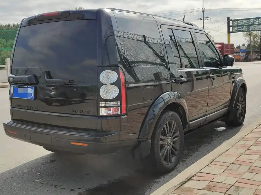 Land Rover finds