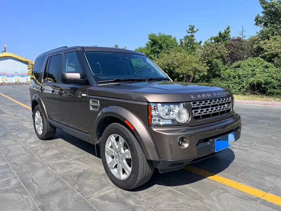 Land Rover finds