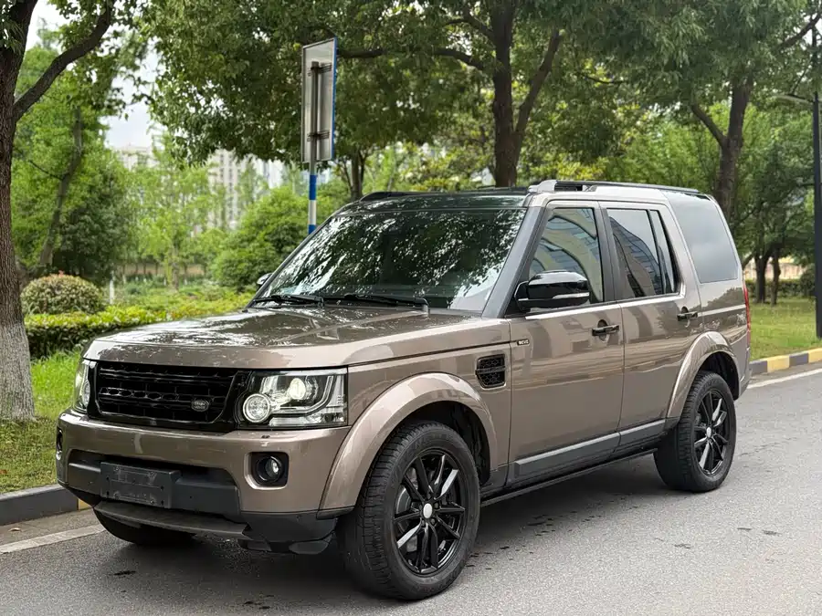Land Rover finds