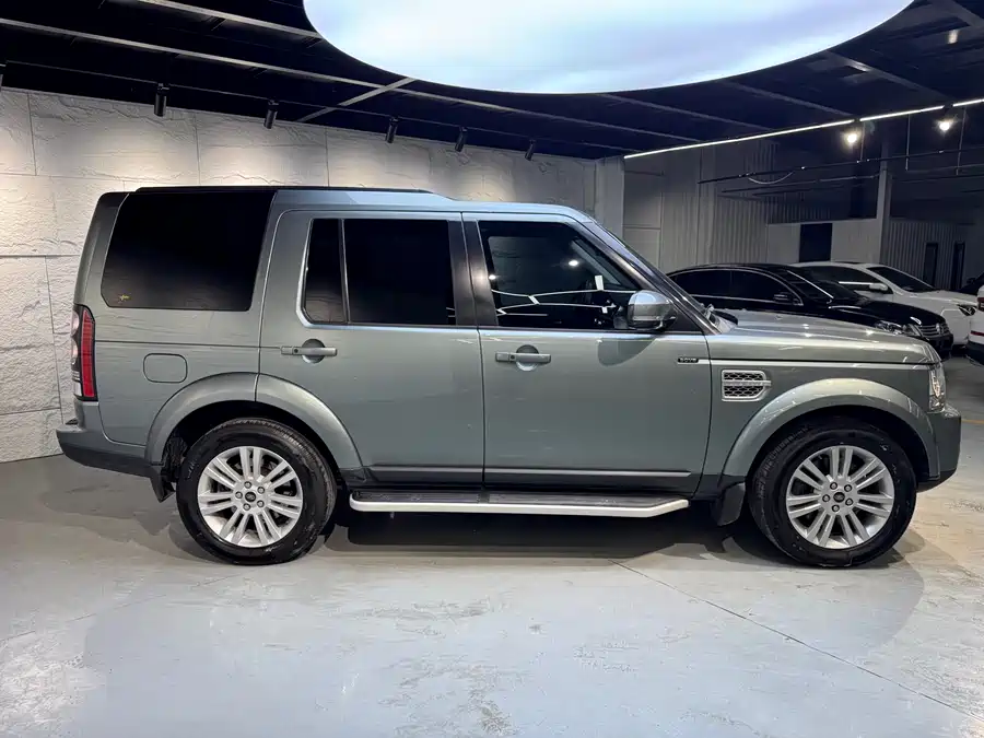 Land Rover finds