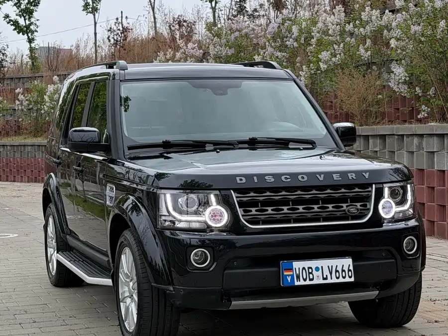 Land Rover finds