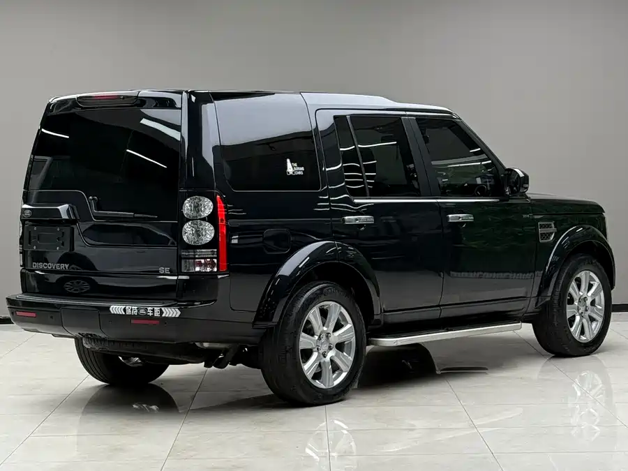 Land Rover finds