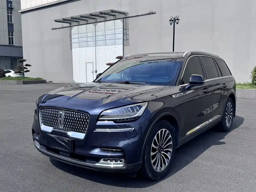 Lincoln Aviator