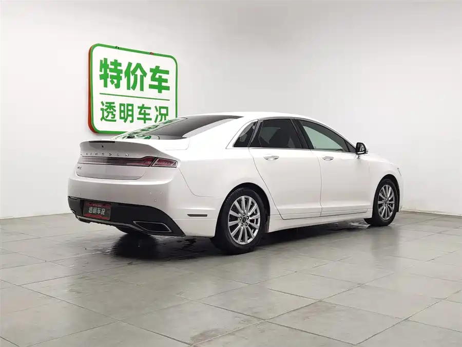 Lincoln MKZ