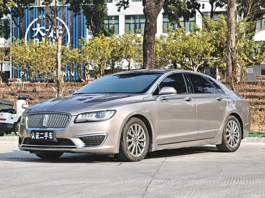 Lincoln MKZ
