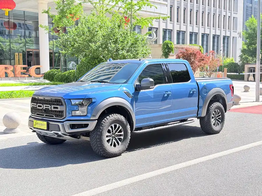 Ford F-150 Raptor