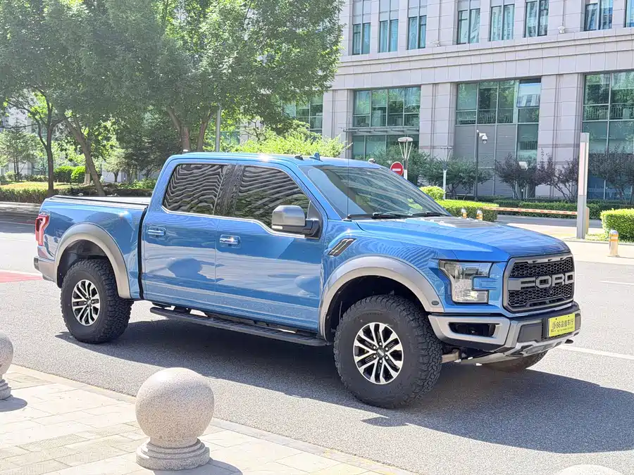 Ford F-150 Raptor