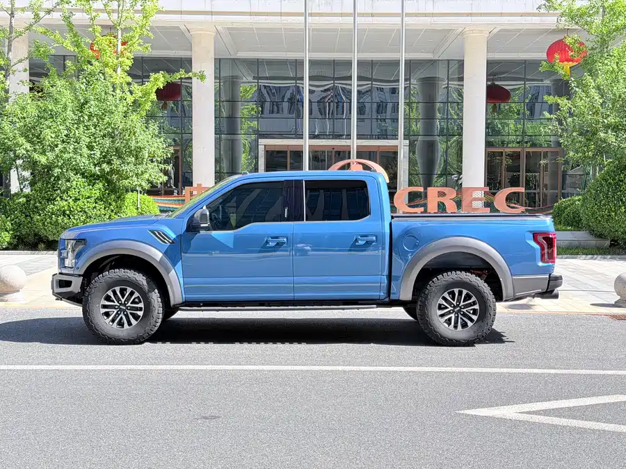 Ford F-150 Raptor
