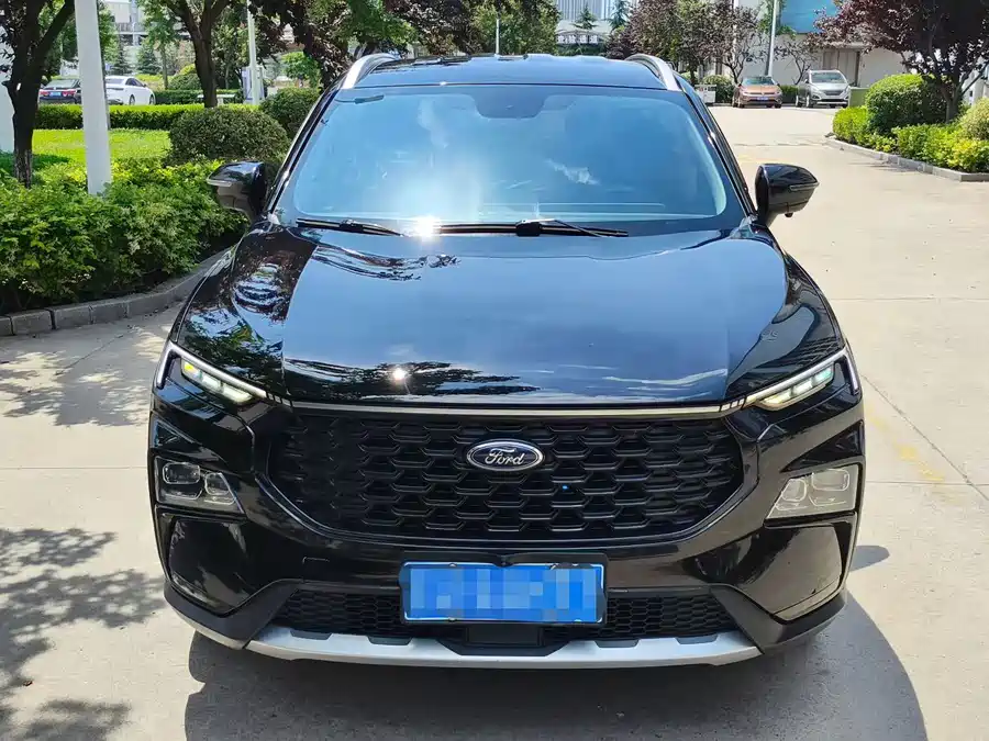 Ford Lingrui