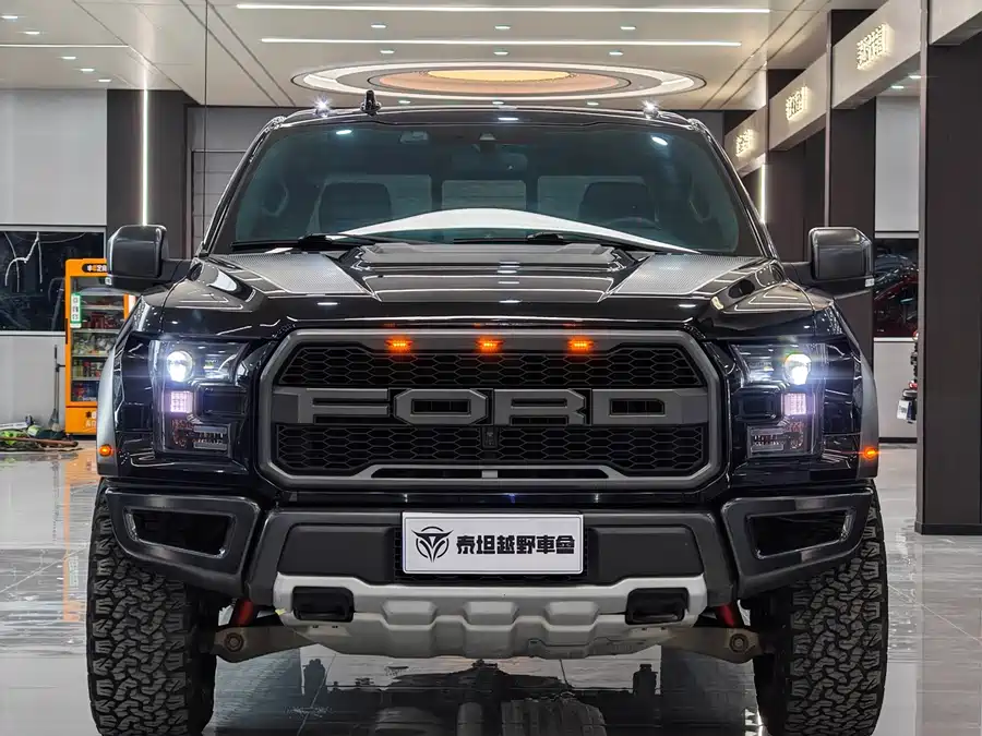 Ford F-150 Raptor
