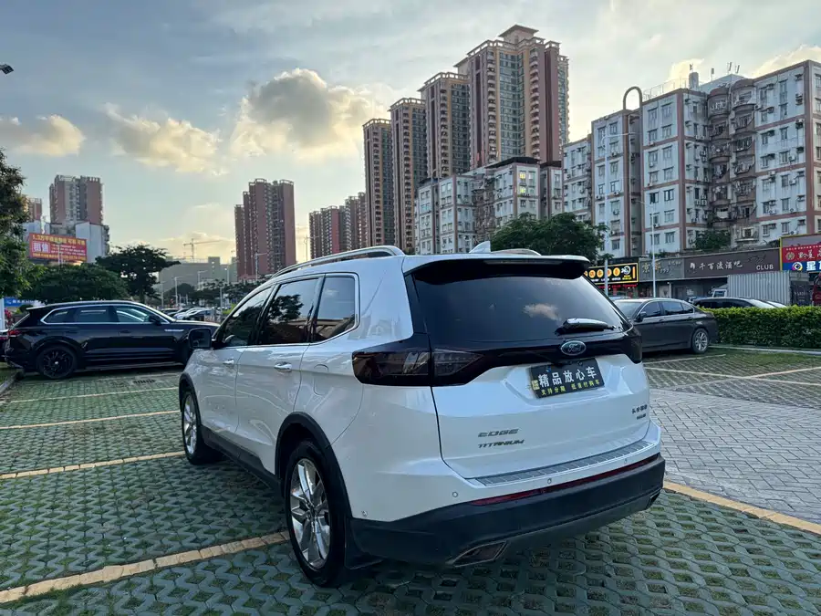 Ford Edge