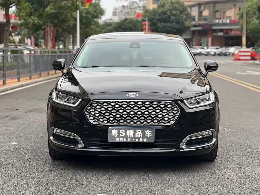 Ford Taurus