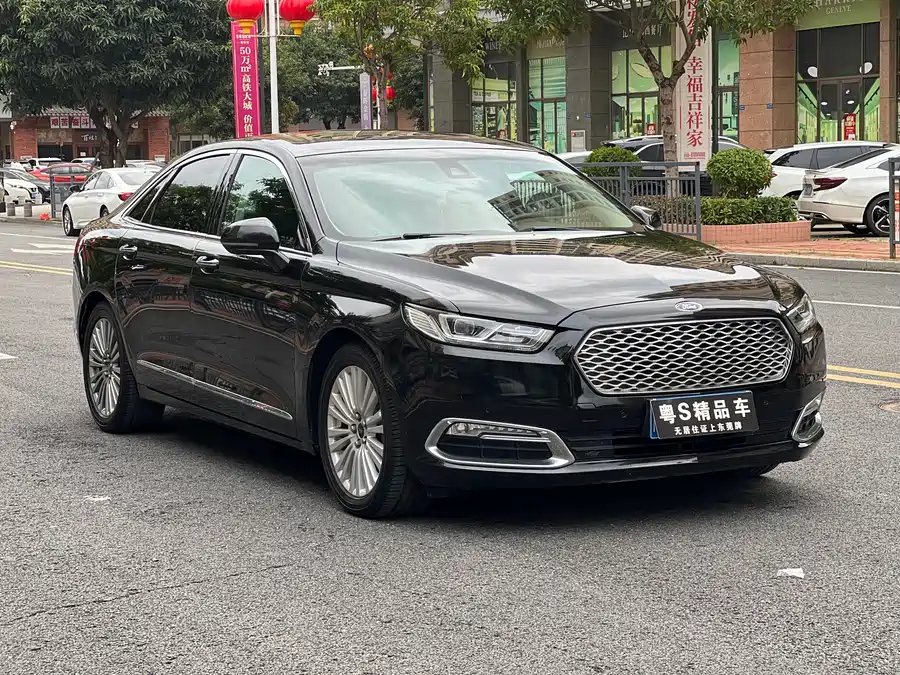 Ford Taurus