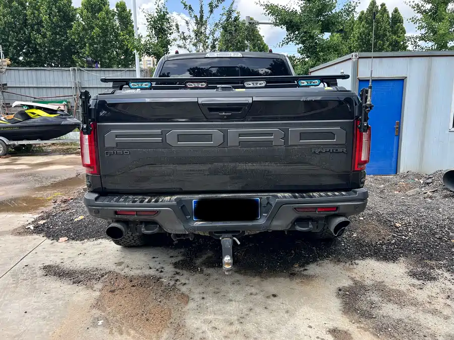 Ford F-150 Raptor