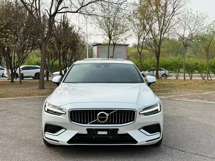 Volvo S60
