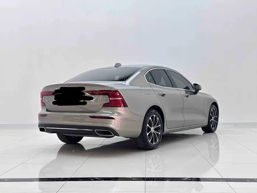 Volvo S60