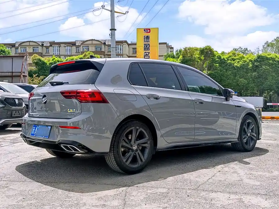 Volkswagen golf