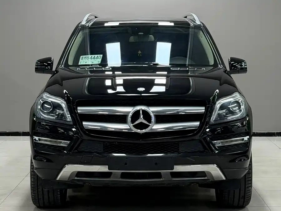 Mercedes Benz GL-Class