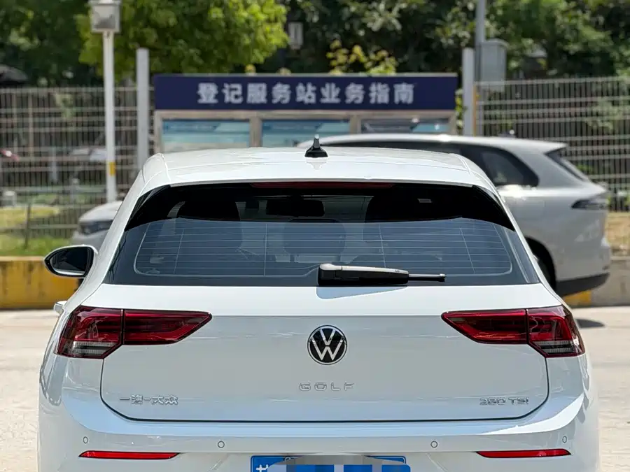 Volkswagen golf