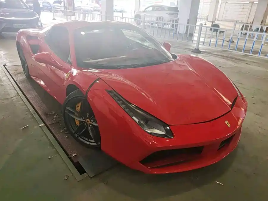 Ferrari 488
