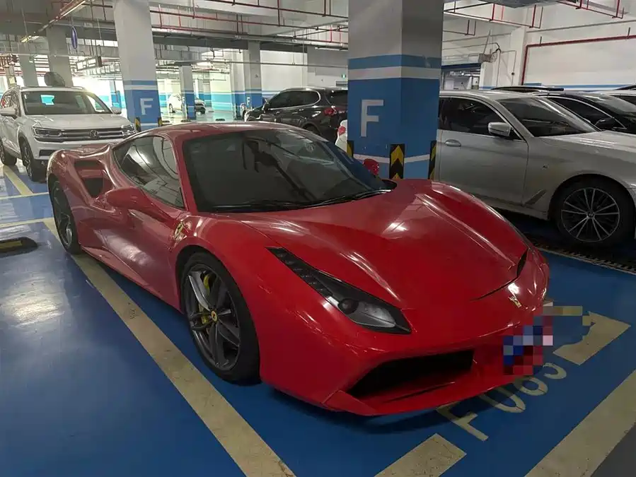 Ferrari 488