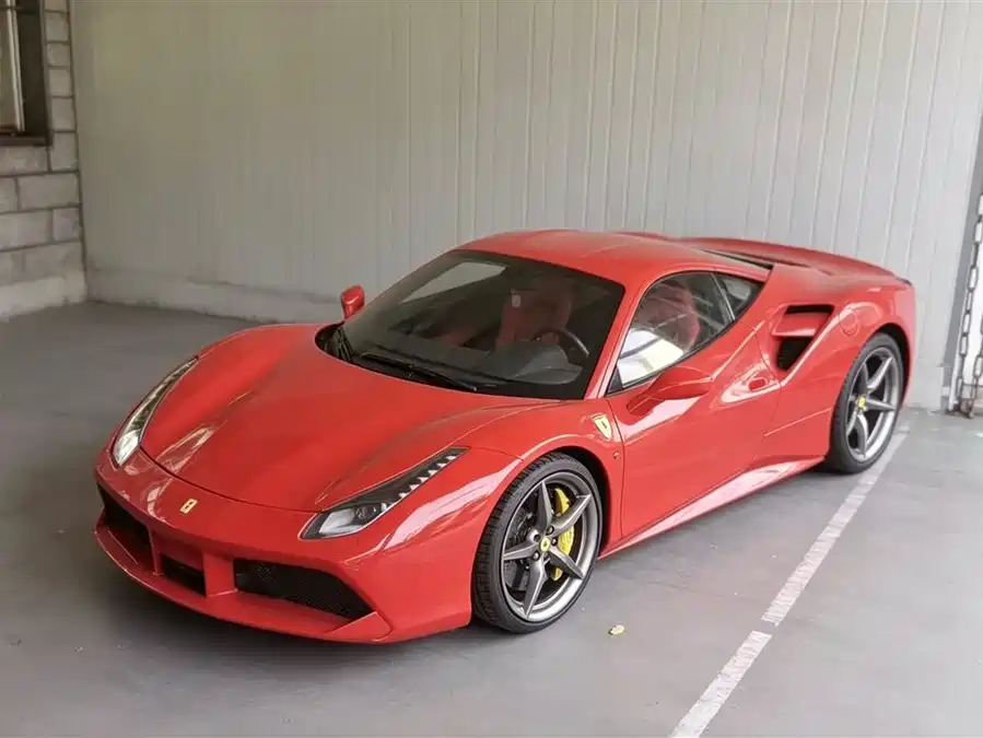 Ferrari 488