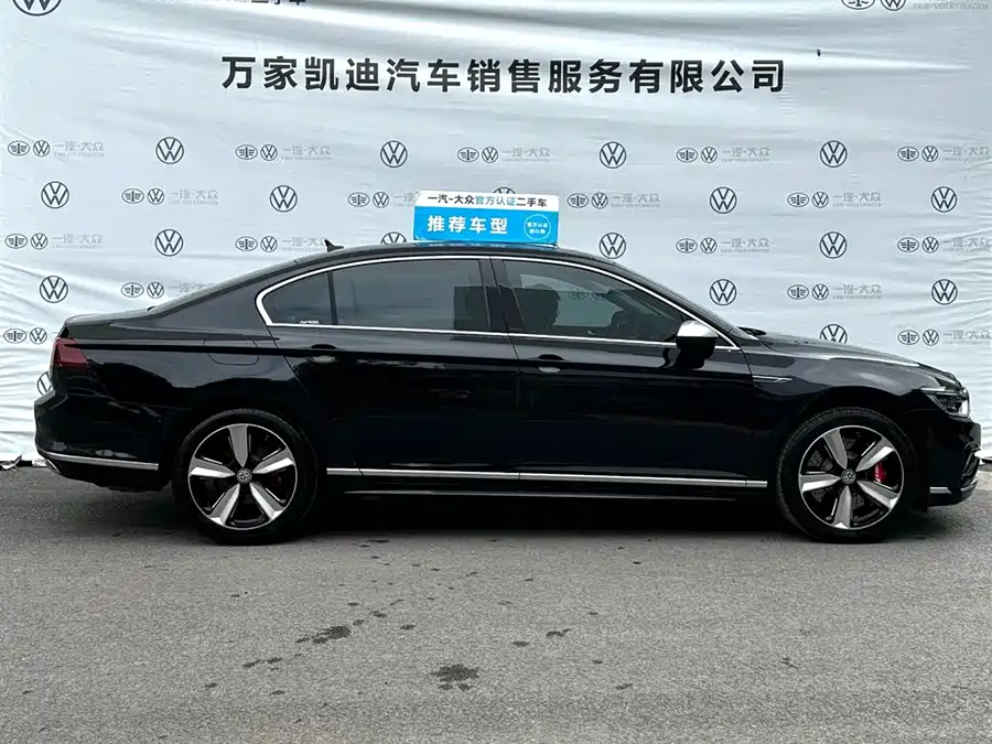 Volkswagen Magotan
