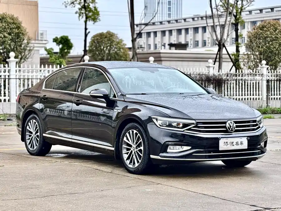Volkswagen Magotan