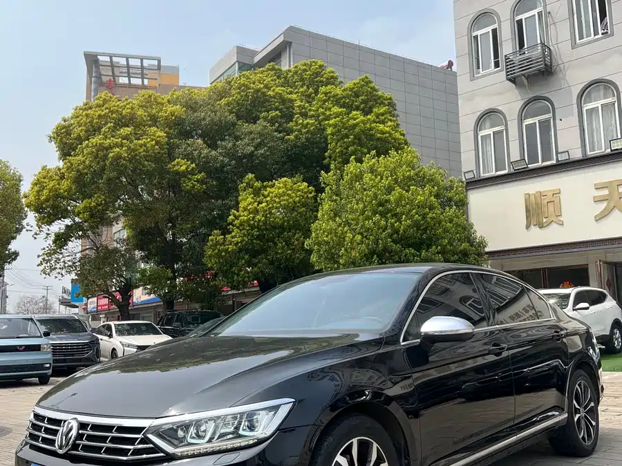 Volkswagen Magotan