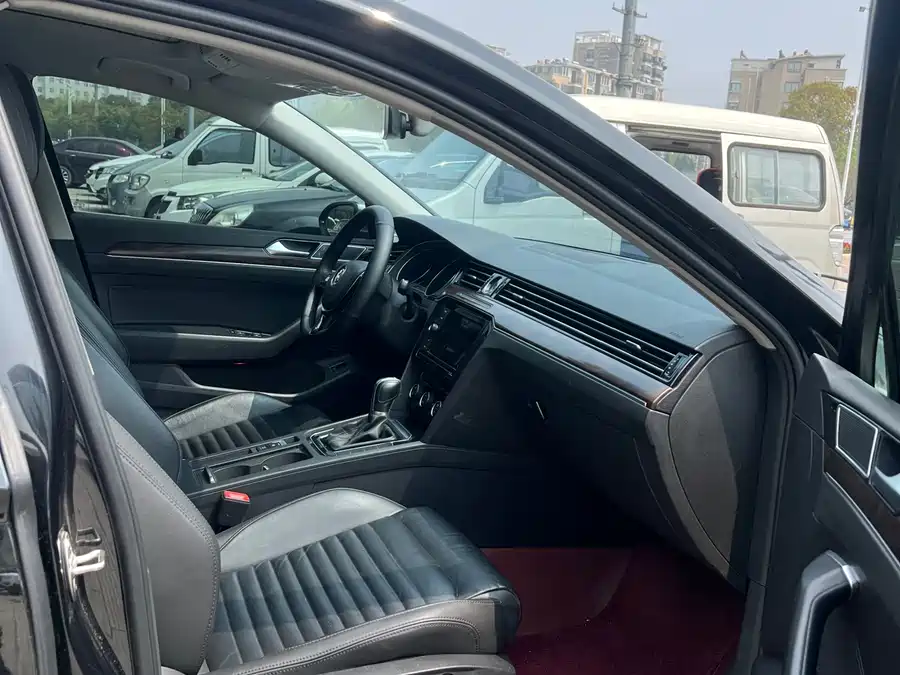 Volkswagen Magotan