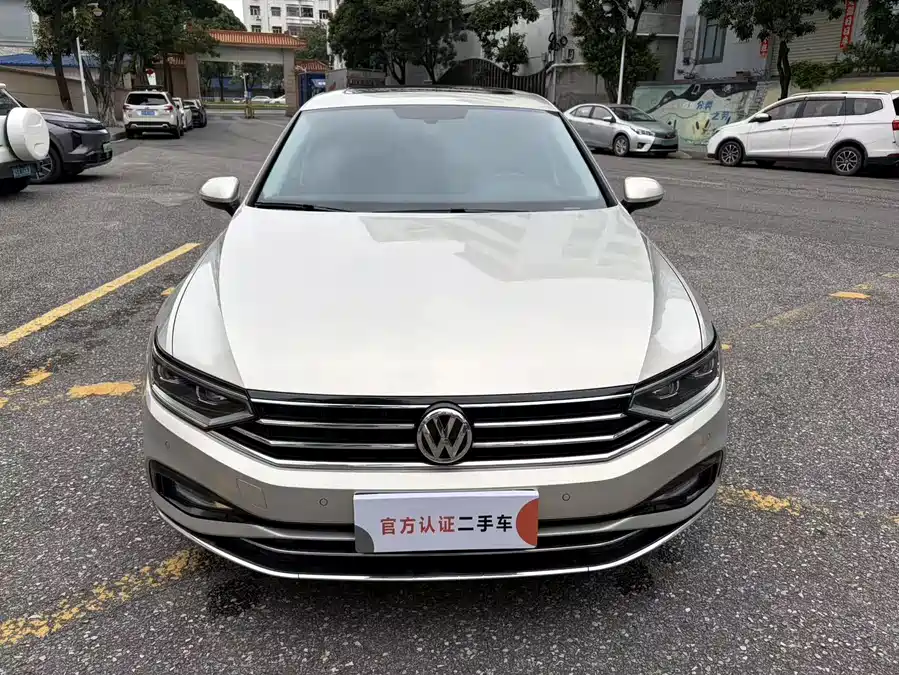 Volkswagen Magotan
