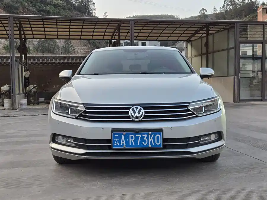 Volkswagen Magotan