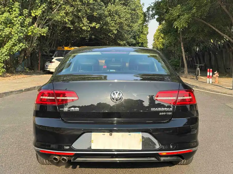 Volkswagen Magotan