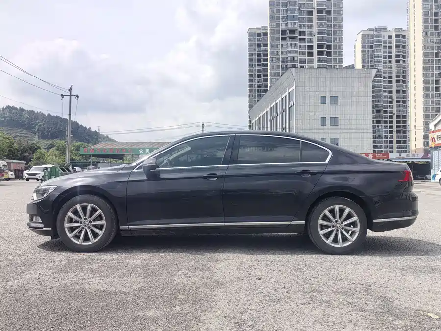 Volkswagen Magotan