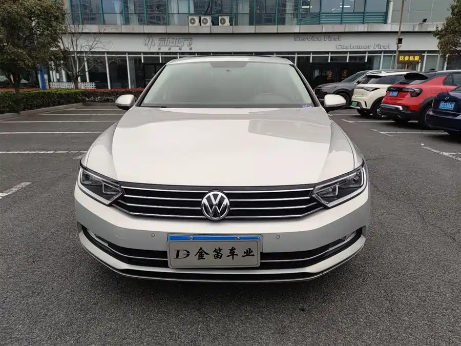 Volkswagen Magotan