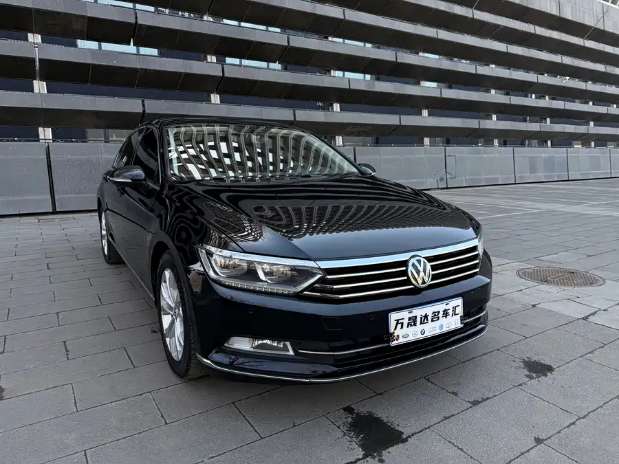 Volkswagen Magotan