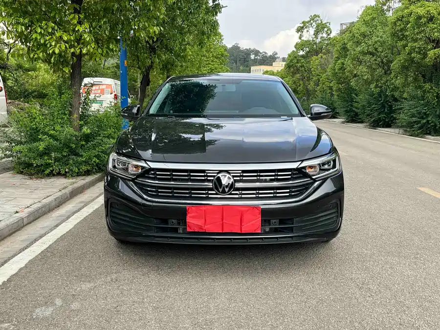 Volkswagen Sagitar