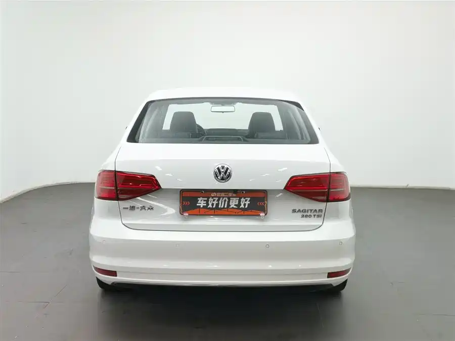 Volkswagen Sagitar