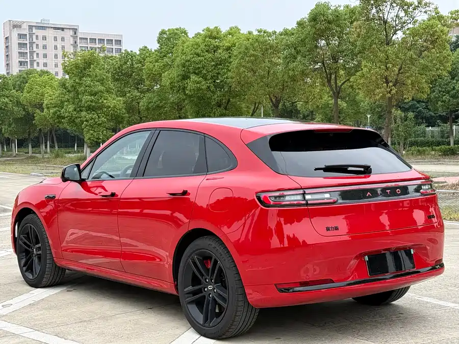 AITO Wenjie M5