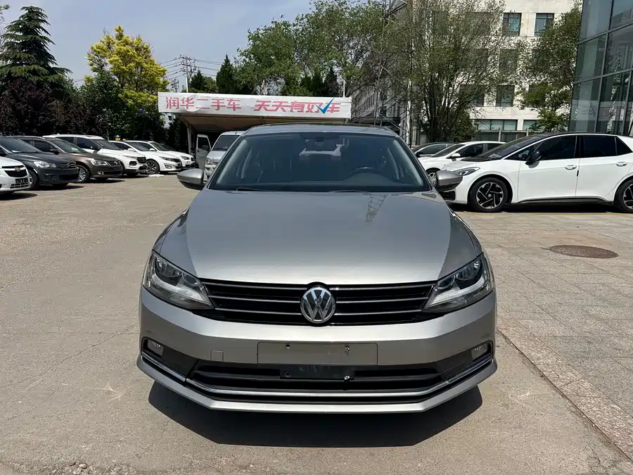Volkswagen Sagitar
