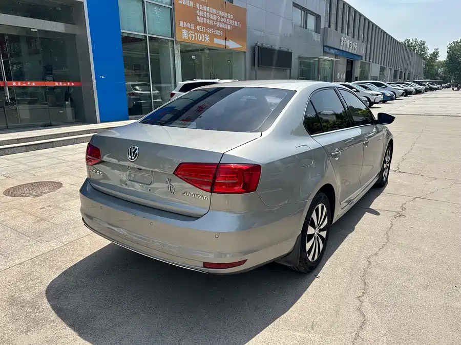Volkswagen Sagitar