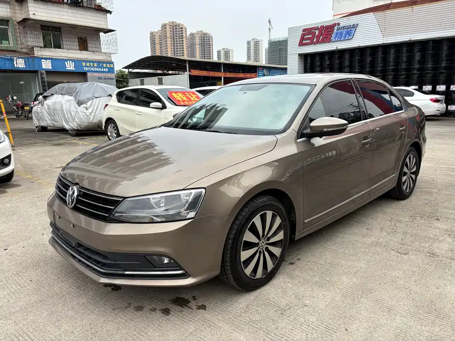 Volkswagen Sagitar