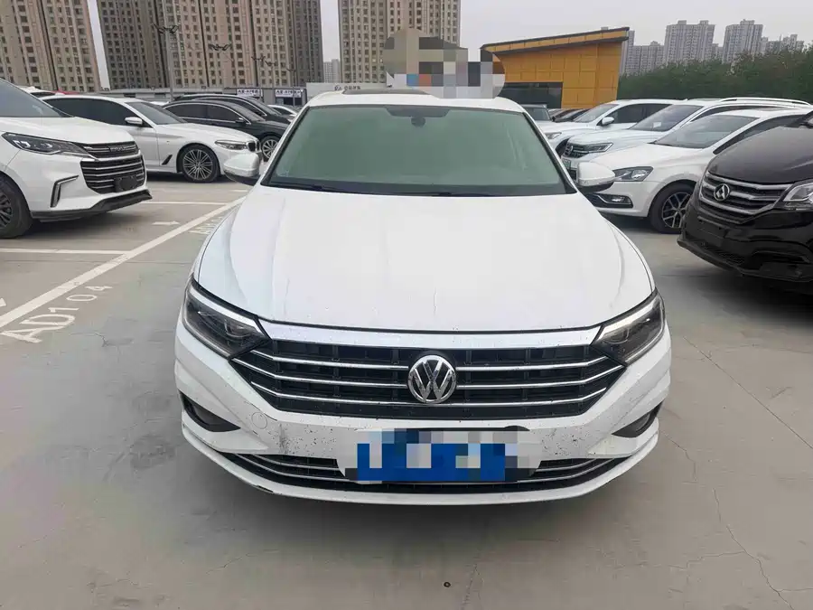 Volkswagen Sagitar